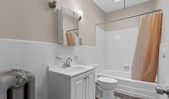 6640 LEEDS St, Philadelphia, PA 19151