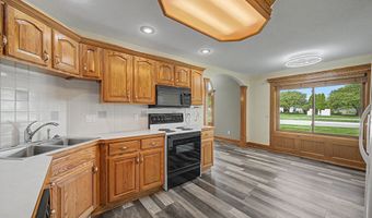 1012 8th St SE, Altoona, IA 50009