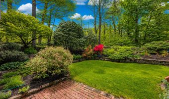 26 Buckboard Ln, Avon, CT 06001