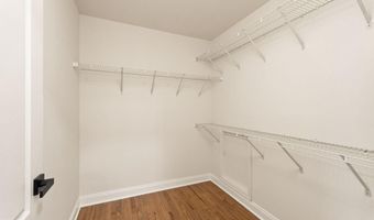 43864 ASHLAWN Ct, Ashburn, VA 20147