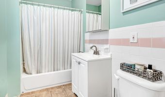 144 Whittier St, Bridgeport, CT 06605