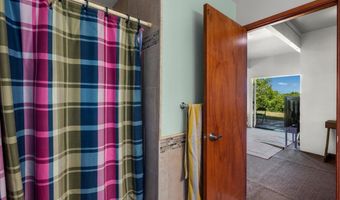 1365 Piiholo Rd, Makawao, HI 96768