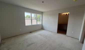 2813 Crinkle Root Dr, Fitchburg, WI 53711