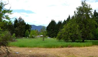 577 Covered Bridge Rd, Rogue River, OR 97537