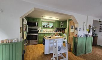 20 Moosehorn Rd, Abbot, ME 04406