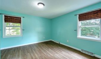 135 Foote St, Barrington, RI 02806