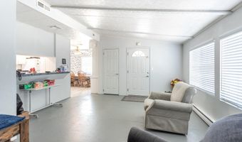 14853 Cobblestone Ln, Anderson, CA 96007