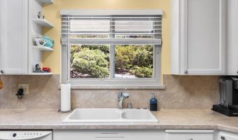 442 Las Casitas Court A, Santa Rosa, CA 95404