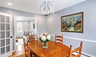 3 Pinetop Rd, Barrington, RI 02806