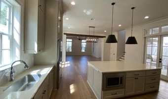 2110 Belfleur St, Baton Rouge, LA 70808