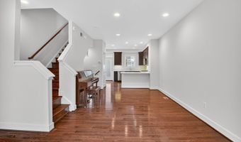 2855 CHANCELLORS Way NE, Washington, DC 20017