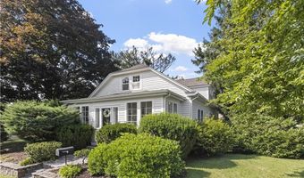 90 Hilltop Rd, East Providence, RI 02914