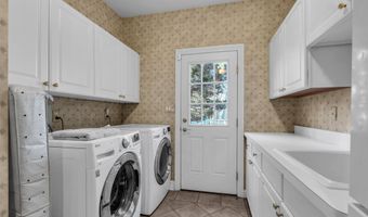 26 Bruns Rd, Allenhurst, NJ 07711