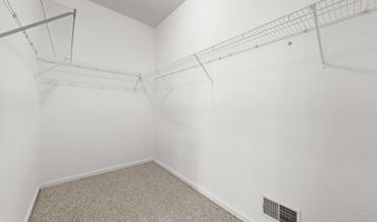 88 ROBIN Ln, Barnegat, NJ 08005