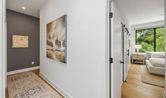 2460 Howell Mill Rd NW, Atlanta, GA 30318