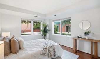 610 N WEST St N 105, Alexandria, VA 22314