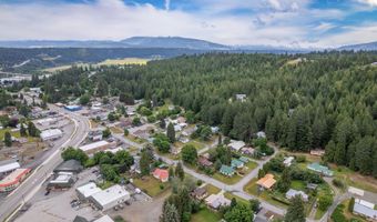 6758 El Paso St, Bonners Ferry, ID 83805