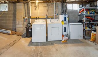 1 KENT Dr, Betterton, MD 21610