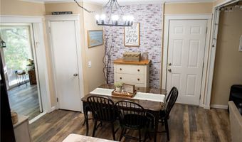 17 Ipswich Dr, Bella Vista, AR 72714