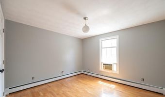 115 Sutton Ave, East Providence, RI 02914