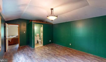 873 DELRAY Rd, Augusta, WV 26704