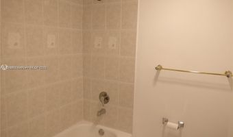 20515 E Country Club Dr 248, Aventura, FL 33180