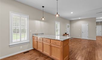 427 Valley View Dr, Aylett, VA 23009