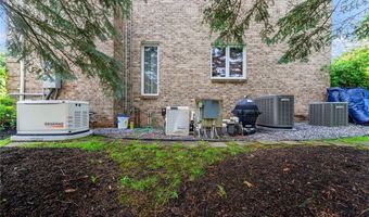 7 The Hamlet, Amherst, NY 14051