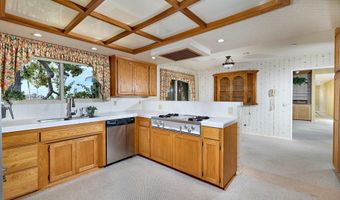 3190 Falcon Dr, Carlsbad, CA 92008