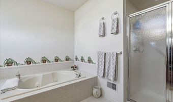 15 BREEZE Ter, Barnegat, NJ 08005