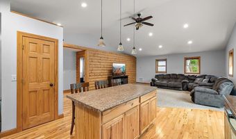 6182 High, Algonac, MI 48001