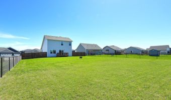 5421 Rowling Dr, Ames, IA 50014