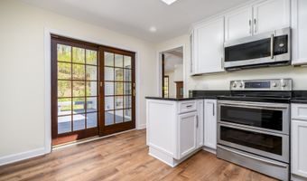 200 Chipman Dr, Cheshire, CT 06410