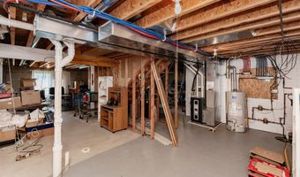 842 Lindsay Ct SW, Altoona, IA 50009