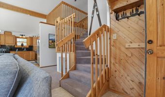 22 Acoma Cir, Angel Fire, NM 87710