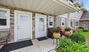 6995 Linwood Dr NE, Albertville, MN 55301