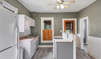 907 Hawley Ave, Alton, IL 62002