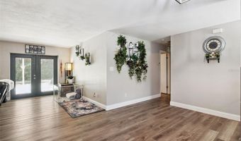 1335 YVONNE St, Apopka, FL 32712