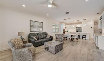 5413 WISHING ARCH Dr, Apollo Beach, FL 33572