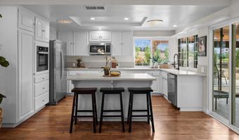 1852 Foxfire Rd, Fallbrook, CA 92028