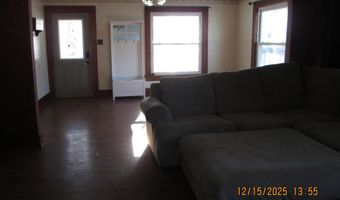 306 W 8th St, Atlantic, IA 50022