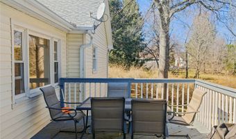 20 Dale Rd, Airmont, NY 10952