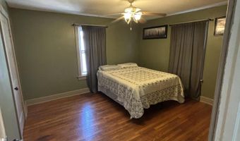20 Alderson Ave, Alderson, WV 24910