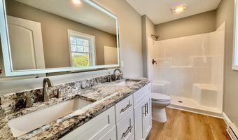 67 Paradise Dr, Brooklyn, CT 06234