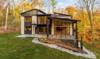 6916 CARMICHAEL Ave, Bethesda, MD 20817