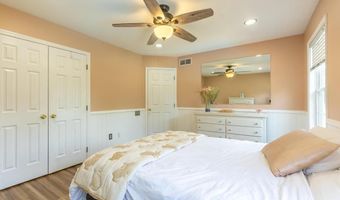 1 SALINA Ct, Hockessin, DE 19707