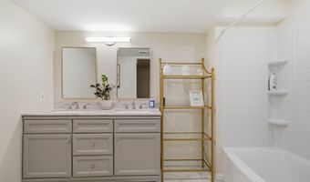 5080 Maryland Dr NW, Acworth, GA 30101