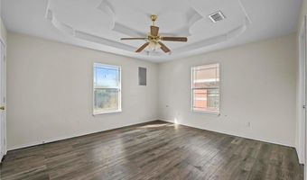 1823 N Oak St, Alton, TX 78573