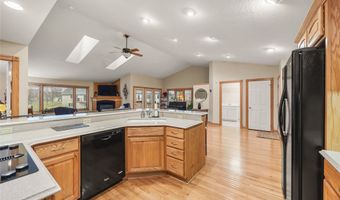 1108 NW Waterfront Dr, Ankeny, IA 50023