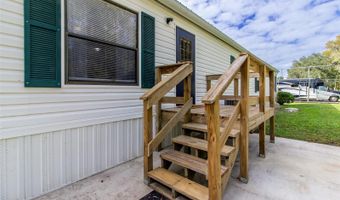 25836 MANHATTAN Ln, Astor, FL 32102